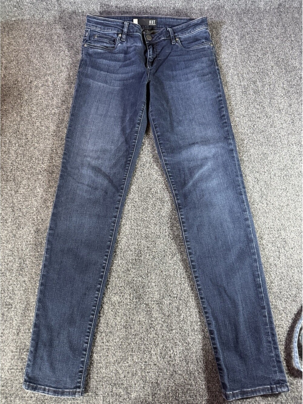 KUT from the Kloth Diana Skinny Jeans in Medium Wash Size 8